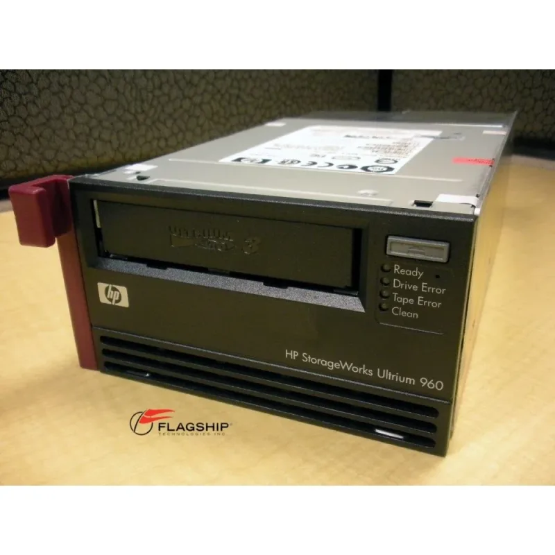 Q1544A - Compaq StorageWorks Q1544A LTO Ultrium 1 Tape Drive - 100GB (Native)/200GB (Compressed) - SCSI - 1/2H Height - External - Hot-swappable