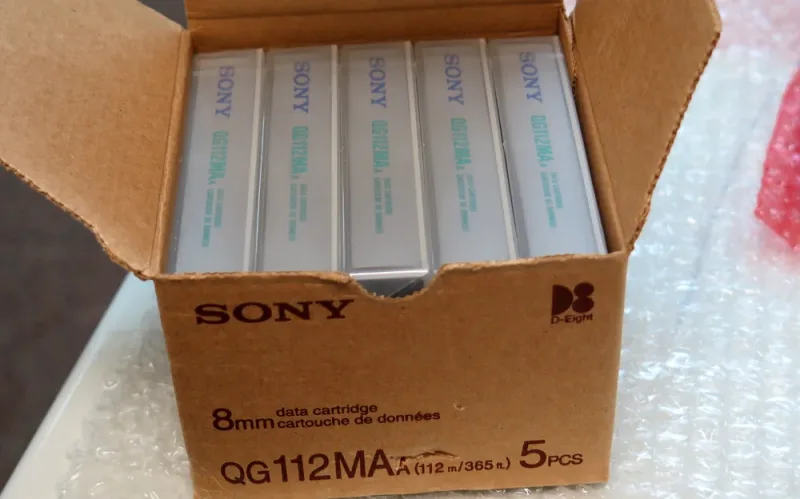 Sony QG112M//A2 Data Cartridge - 2.5GB (Native) / 5GB (Compressed)