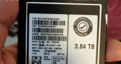 R832H - Dell 4GB Mini-PCI Express Solid State Drive