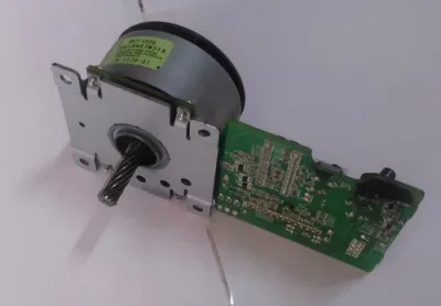 RH7-1656-000 - HP Drum Feed Drive Motor for LaserJet 9000 / 9040 / 9050 DNQ18A87W31A