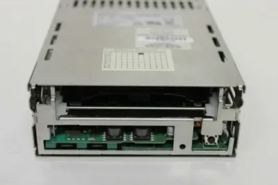 SDT-5000 - Sony DDS2 DAT 4/8GB SCSI Internal Tape Drive