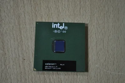 SL3KB - Intel Celeron 433MHz 66MHz FSB 128KB L2 Cache Socket PPGA615 Notebook Processor