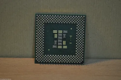 SL4ZL - Intel Pentium III 733MHz 133MHz FSB 256KB L2 Cache Socket PPGA370 Processor