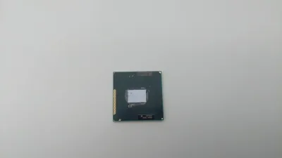 SR088 - Intel Celeron B810 1.60GHz 5.00GT/s DMI 2MB L3 Cache Socket rPGA988B Notebook Processor