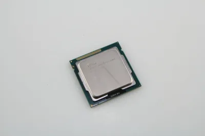 SR2LG - Intel Xeon E3-1220 v5 Quad Core 3.00GHz 8.00GT/s DMI3 8MB L3 Cache Socket FCLGA1151 Processor