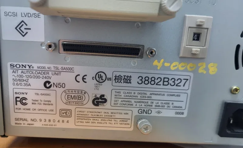 Sony TSL-SA400C/TB TSL-SA400C/TB External Autoloader - 140GB (Native) / 364GB (Compressed) - SCSI