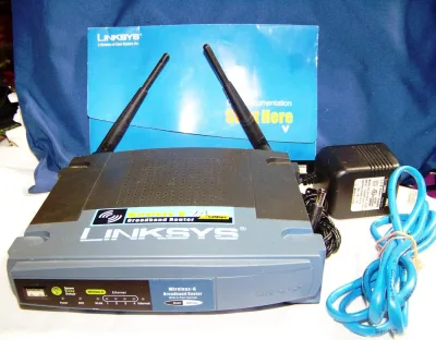 WRT54G2 - Linksys Wireless-G 4-Port RJ-45 Ethernet 10Base-T/100Base-TX Broadband Router
